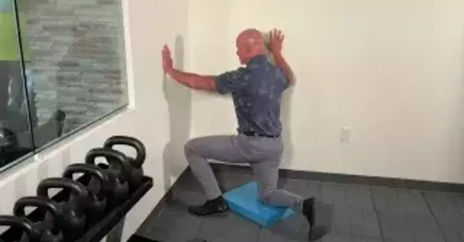 3D Hamstring Mobility -Kneeling In the Corner - Toe-in Toe-out